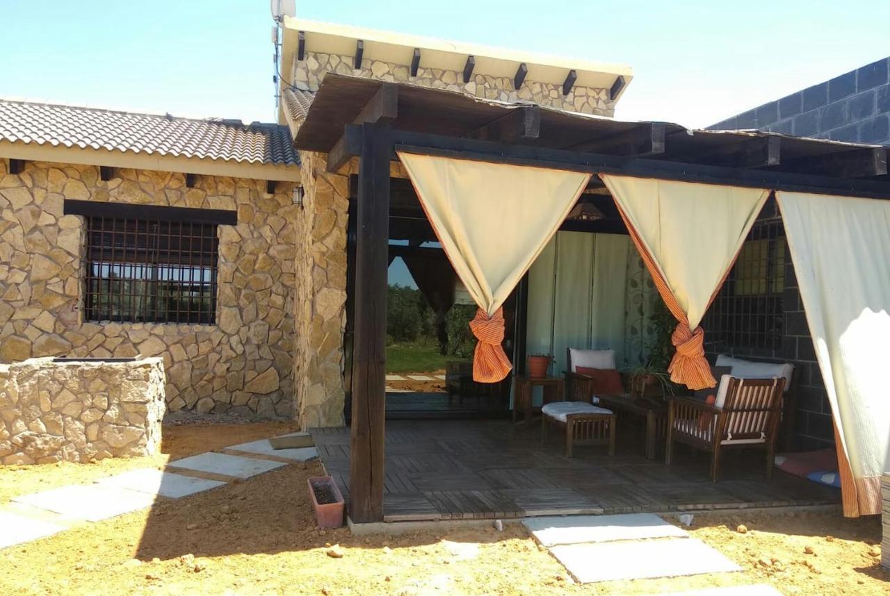 Casa Ecuestre Carmen Martinez Bed and Breakfast Fuente Palmera Exteriör bild