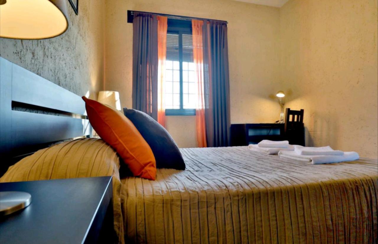 Casa Ecuestre Carmen Martinez Bed and Breakfast Fuente Palmera Exteriör bild